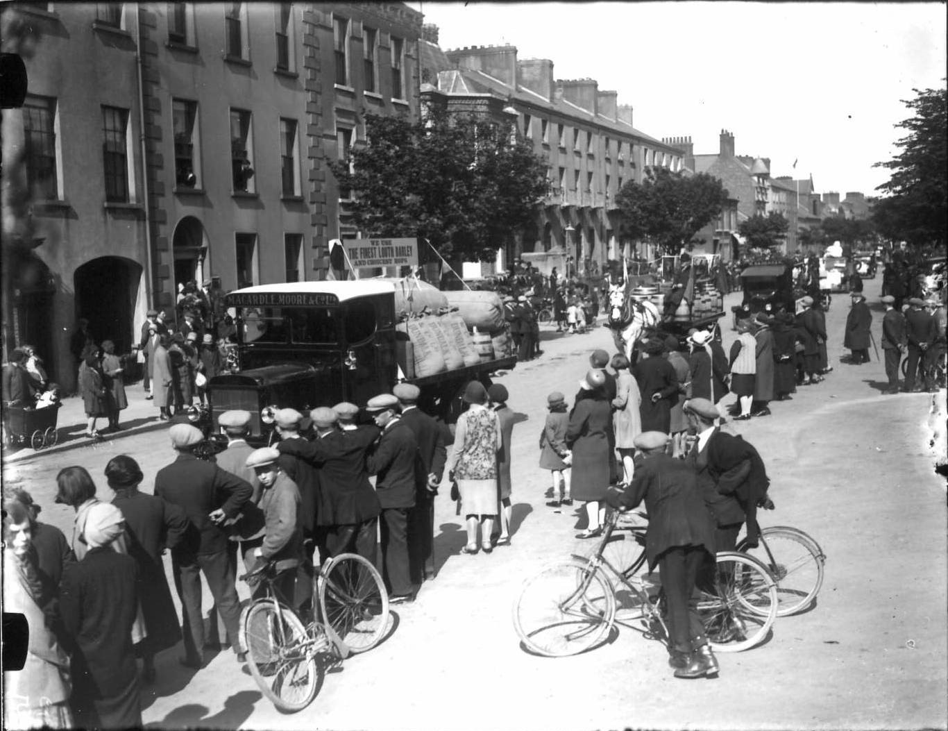 Civic Week, May 1930. The industrial parade passing Roden Place, Dundalk, view looking east.